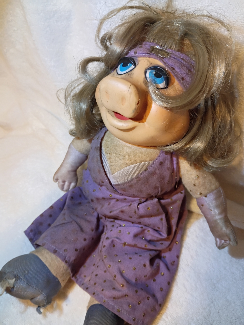 Plush Doll in Purple Dress - Classic Kids Toy. Miss Piggy.